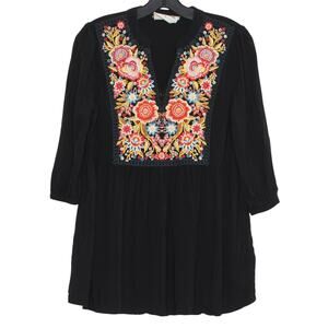 Savanna Jane Top 3/4 Sleeve Embroidered Floral Boho Folk Cottage Black Small